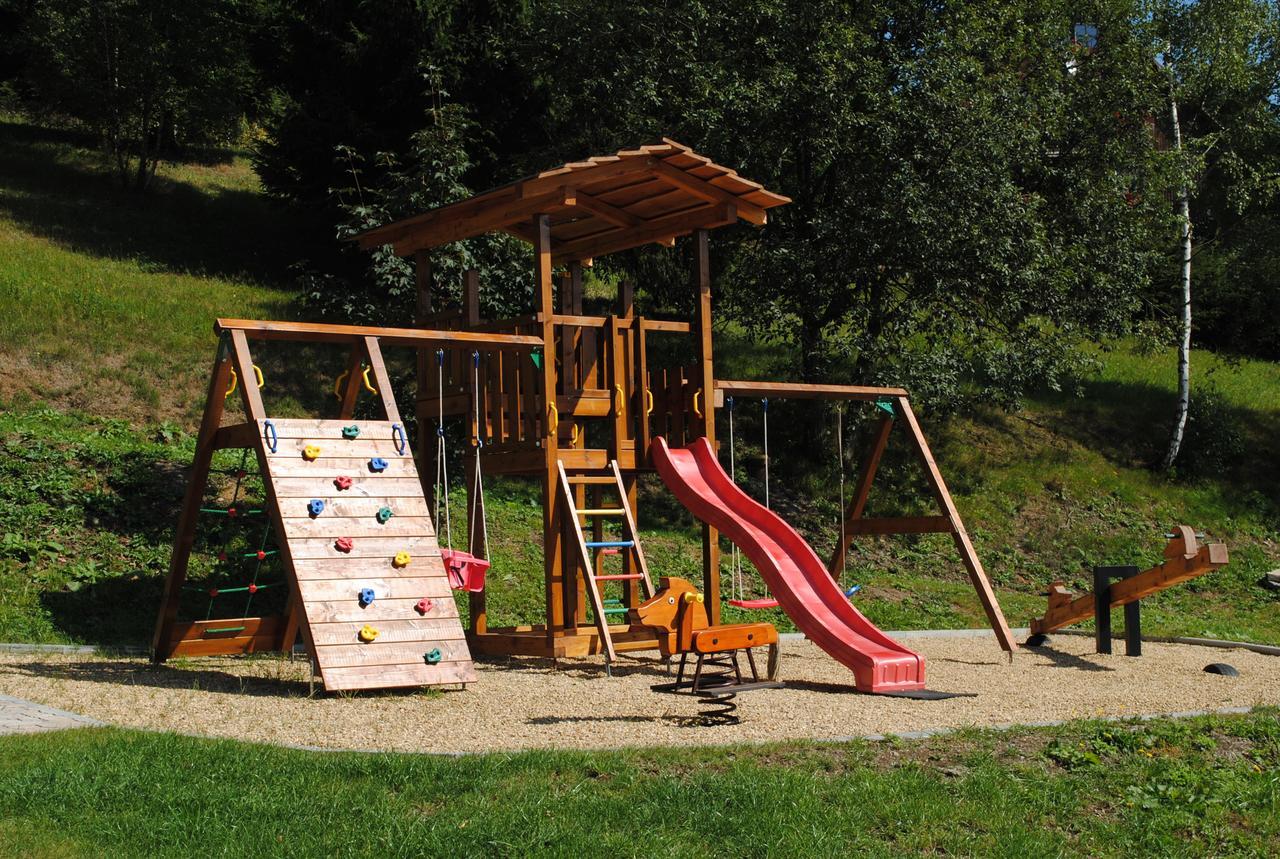 Roubenka-mila * Ostružná